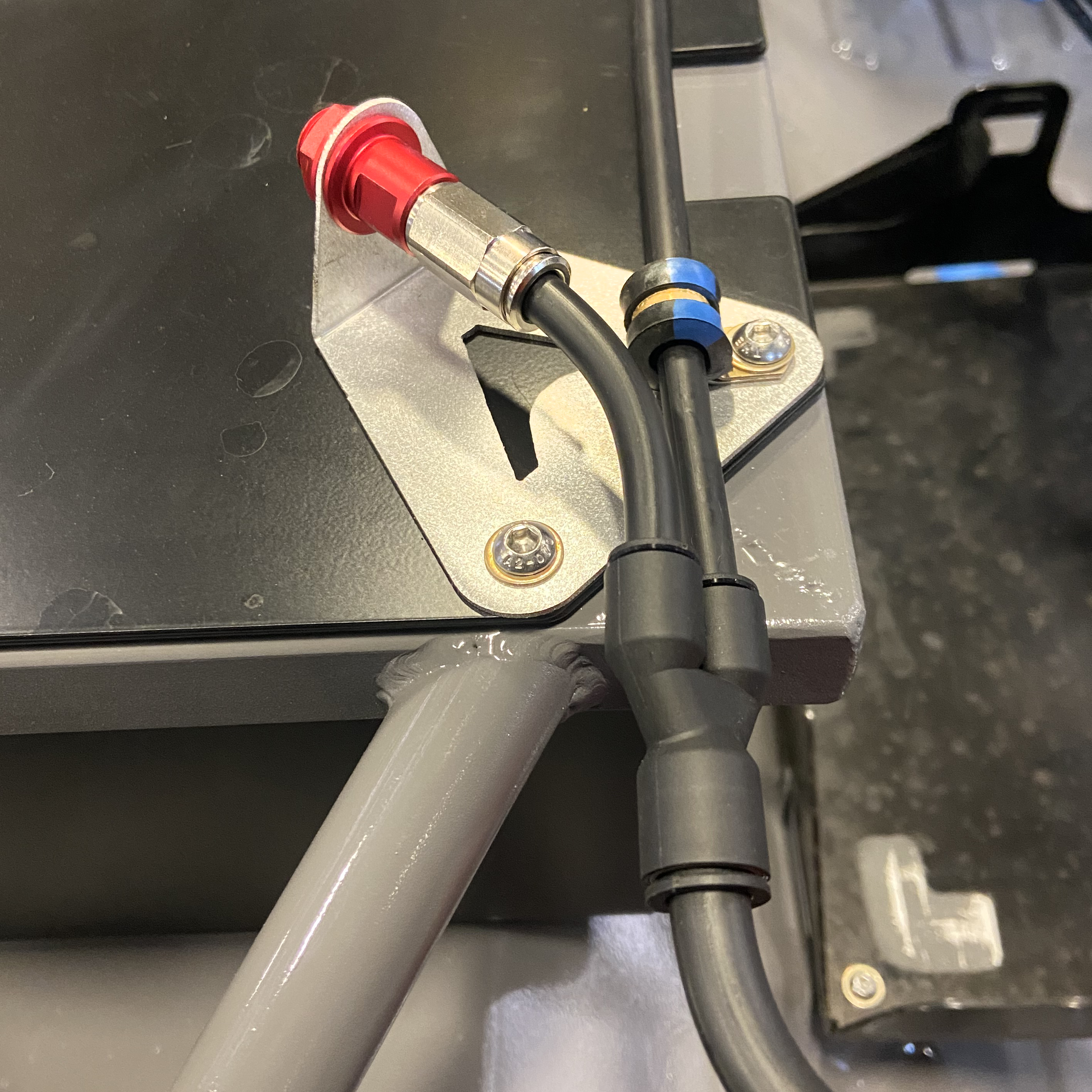 Fuel Cell Fire Suppression Bracket