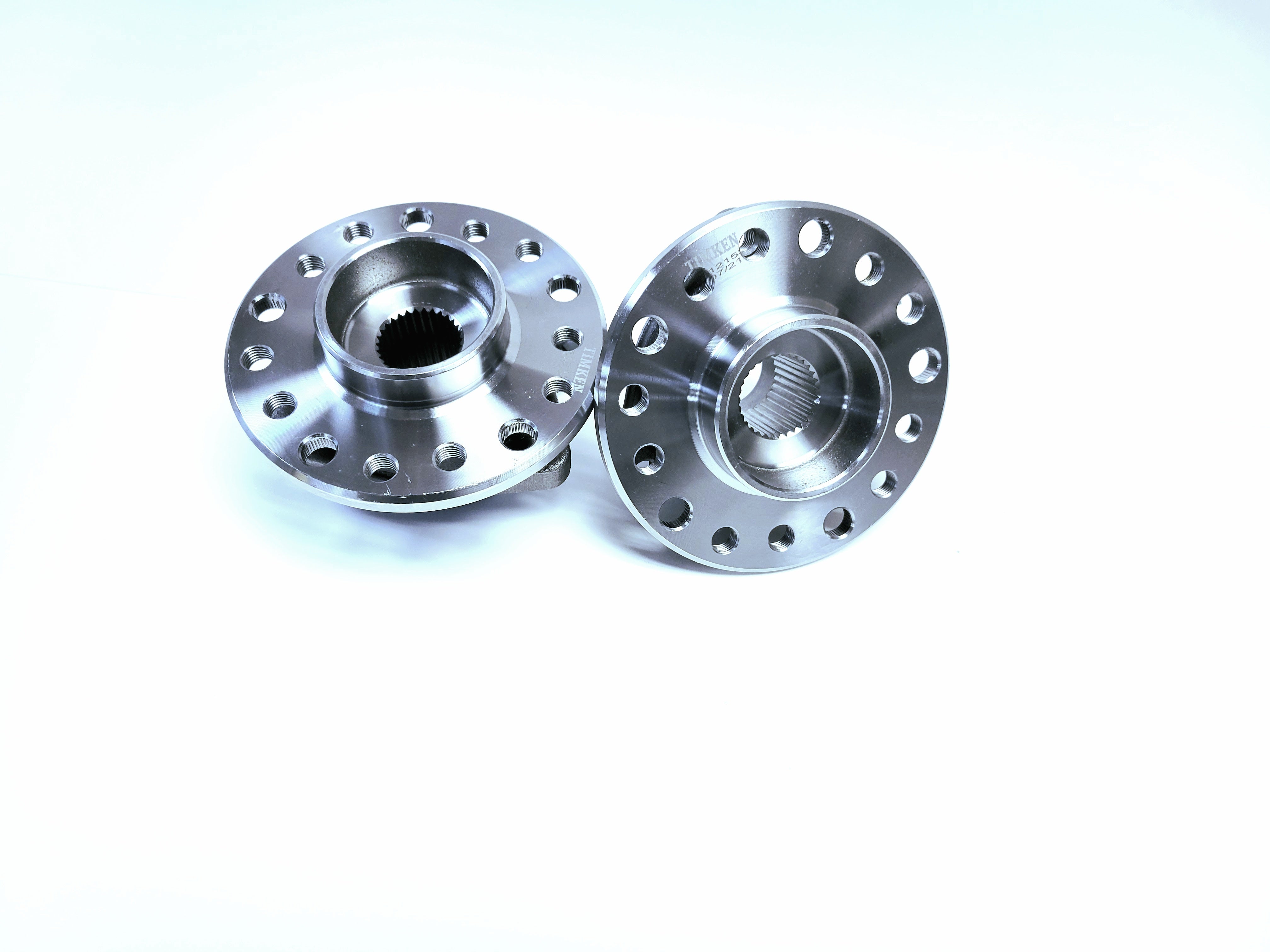 Chevrolet Corvette (C5/C6) and Cadillac XLR Multi-Pattern Rear Hubs