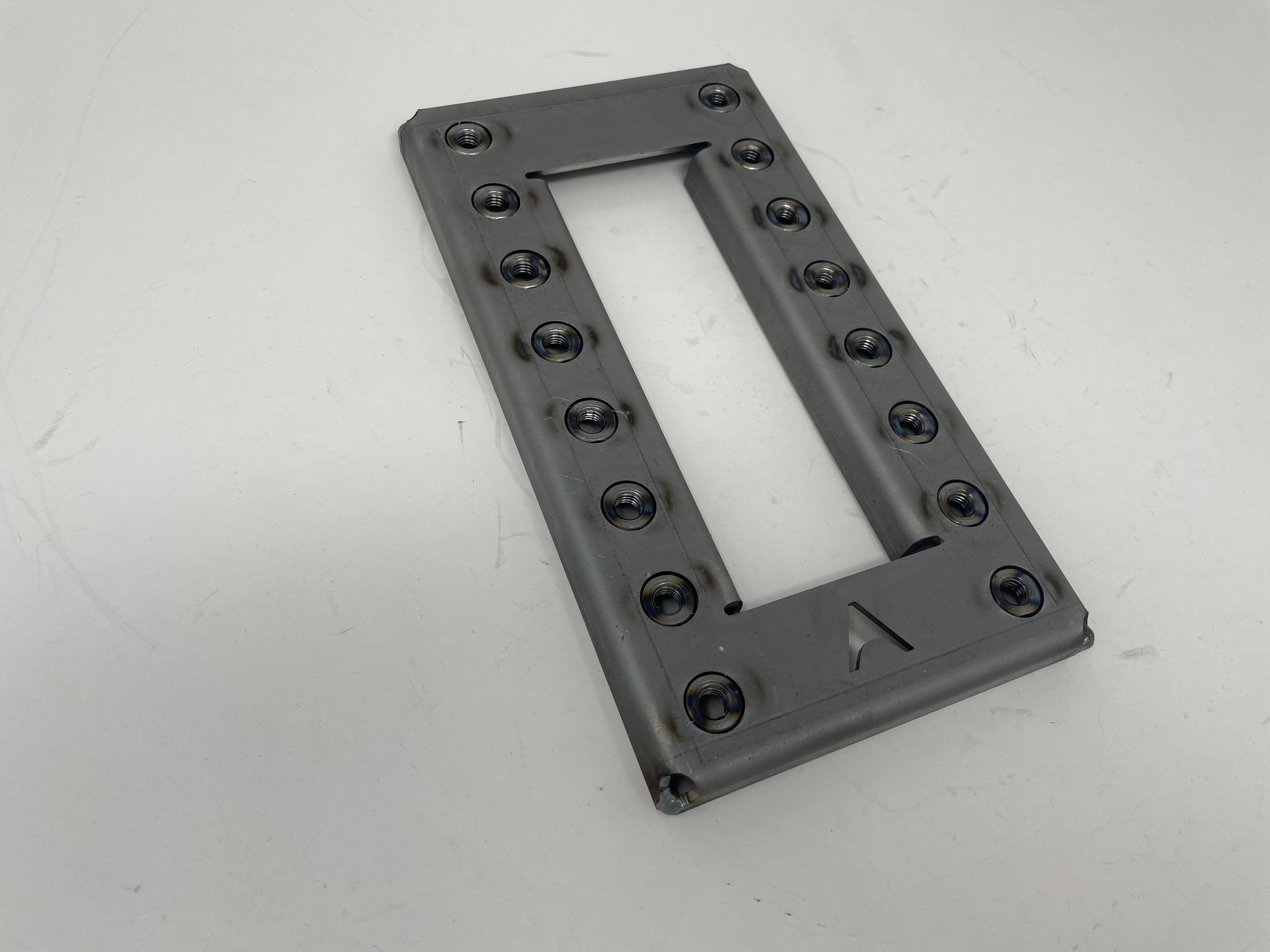 Alaria Tech Weld-in Tilton 600/800/900-series Floor Mount Pedal Box bracket